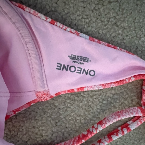 ONE ONE bikini set - Picture 3 of 3